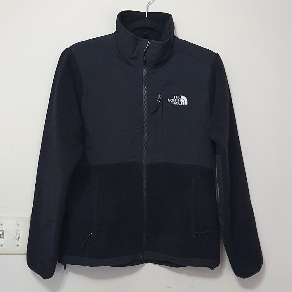 The North Face Pebble Black Fleece Jacket